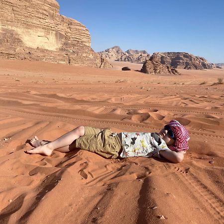 Wadi Rum Hugo Camp Extérieur photo