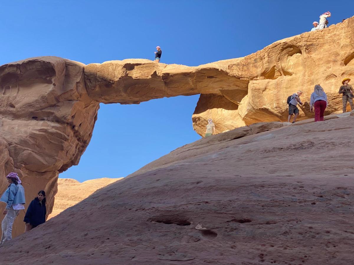 Wadi Rum Hugo Camp Extérieur photo